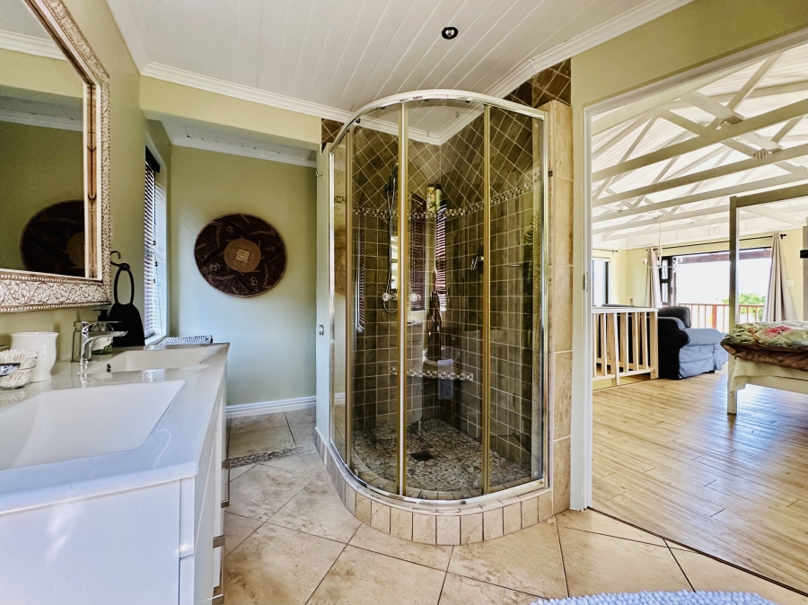 4 Bedroom Property for Sale in Fisherhaven Western Cape